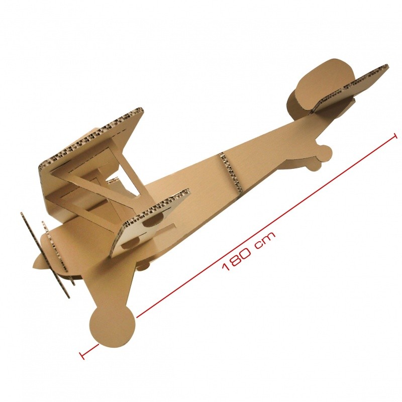 mobilier-en-carton-Avion en carton géant