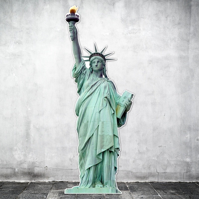 Statue de la libertée en silhouette BIKOM Décorations en carton