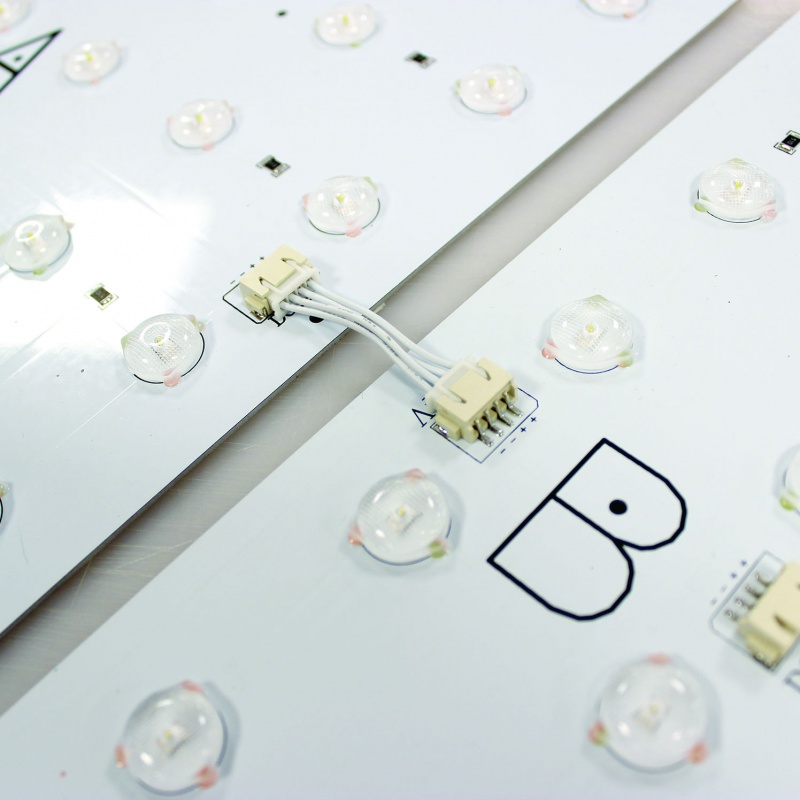 Carde lumineux Vector LED 30 mm BIKOM Emballage en carton