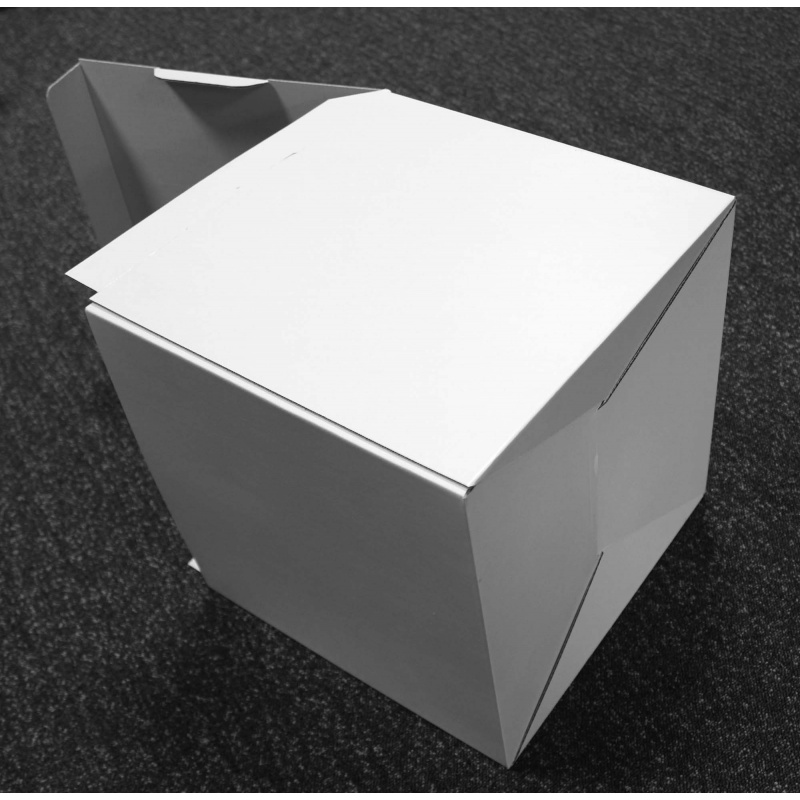 Urne carton blanche 20 x 20 x 20 cm BIKOM Urne en carton blanche ou kraft